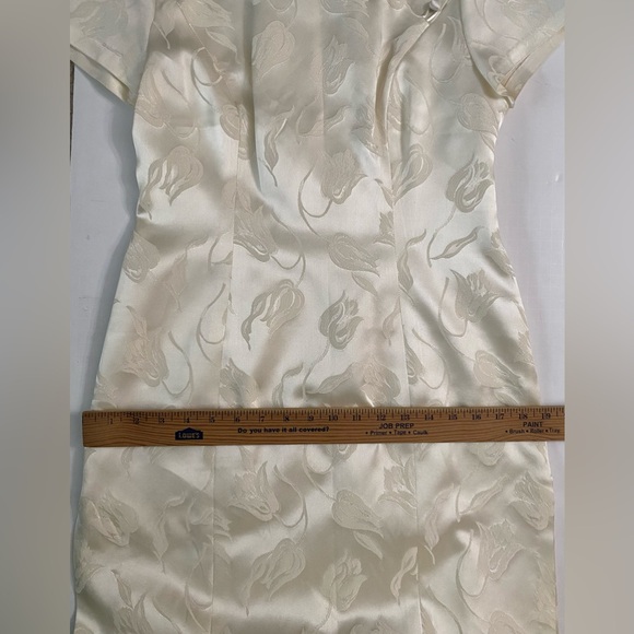 Classic Brocade Chinese Cheongsam/ Qipao Dress with Tulip Prints Ankle Length - Picture 5 of 10